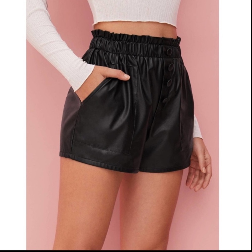 Vici Shorts Vegan Leather Paper Bag Style Camel Color NWOT Large